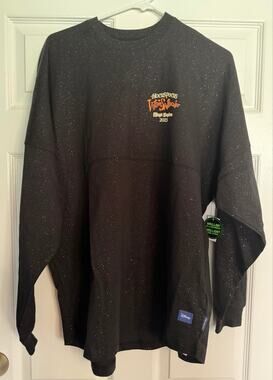 Disney Parks Hocus Pocus Villain Spelltacular Glitter Jersey Size MEDIUM NWT